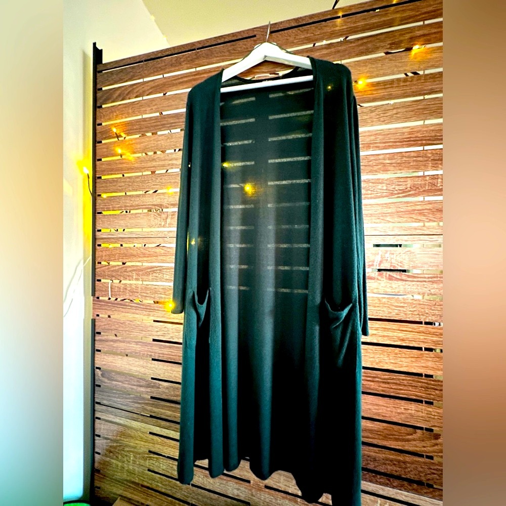 Flowy Soft & Cozy Lightweight Deep Forest Green Long Medium Duster w Pockets💫💚 - Picture 3 of 8